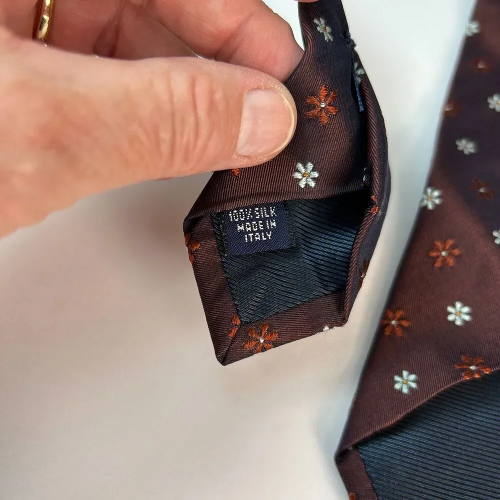 J. Crew Men's NWOT Brown with Light Brown White Floral 100% Silk Tie